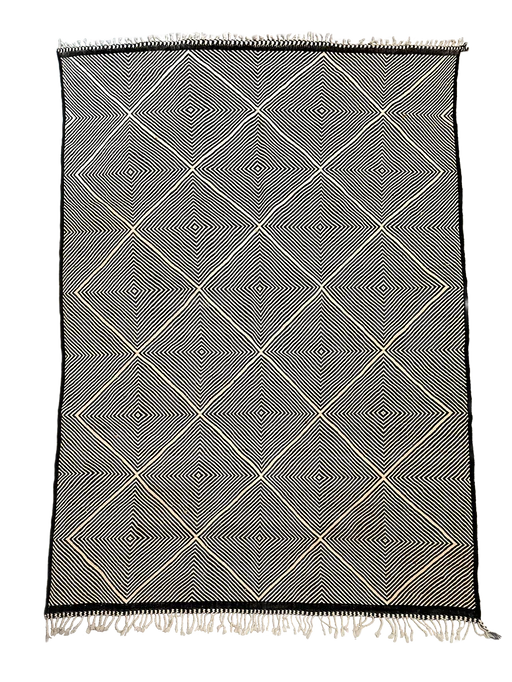M'rirt's Optical Illusion Flatweave - Black & White