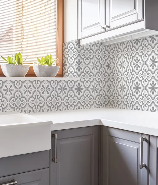 Contour Grecian Wallpaper