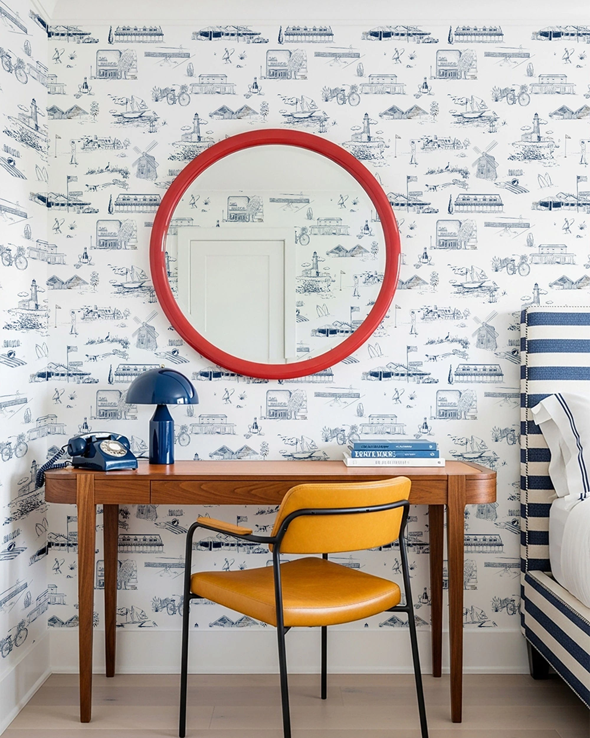 Hamptons Toile Traditional Wallpaper - Lilac Navy/single Roll