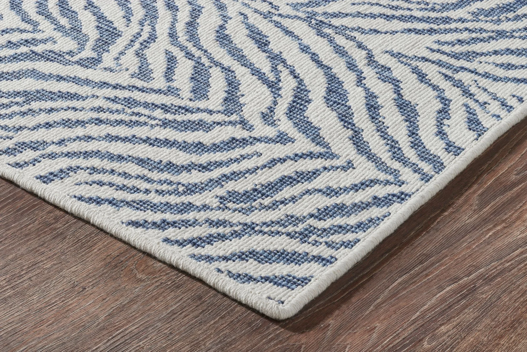Zuni - Charcoal/serging/custom - 16' 1" X 3' 4" + Pristine