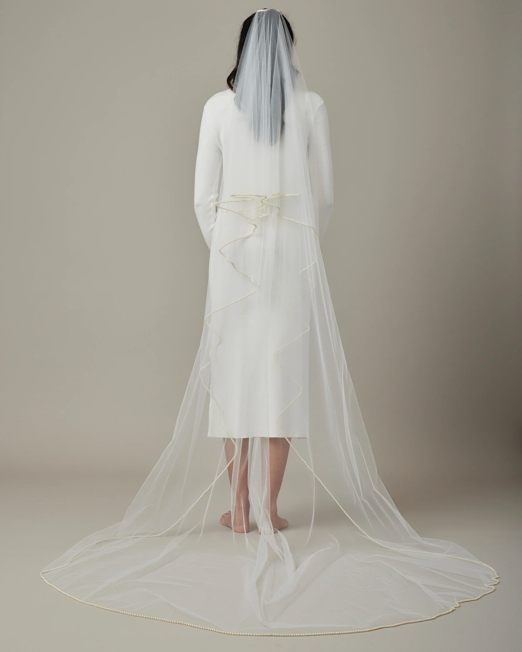 Clayton Pearl Cathedral Veil