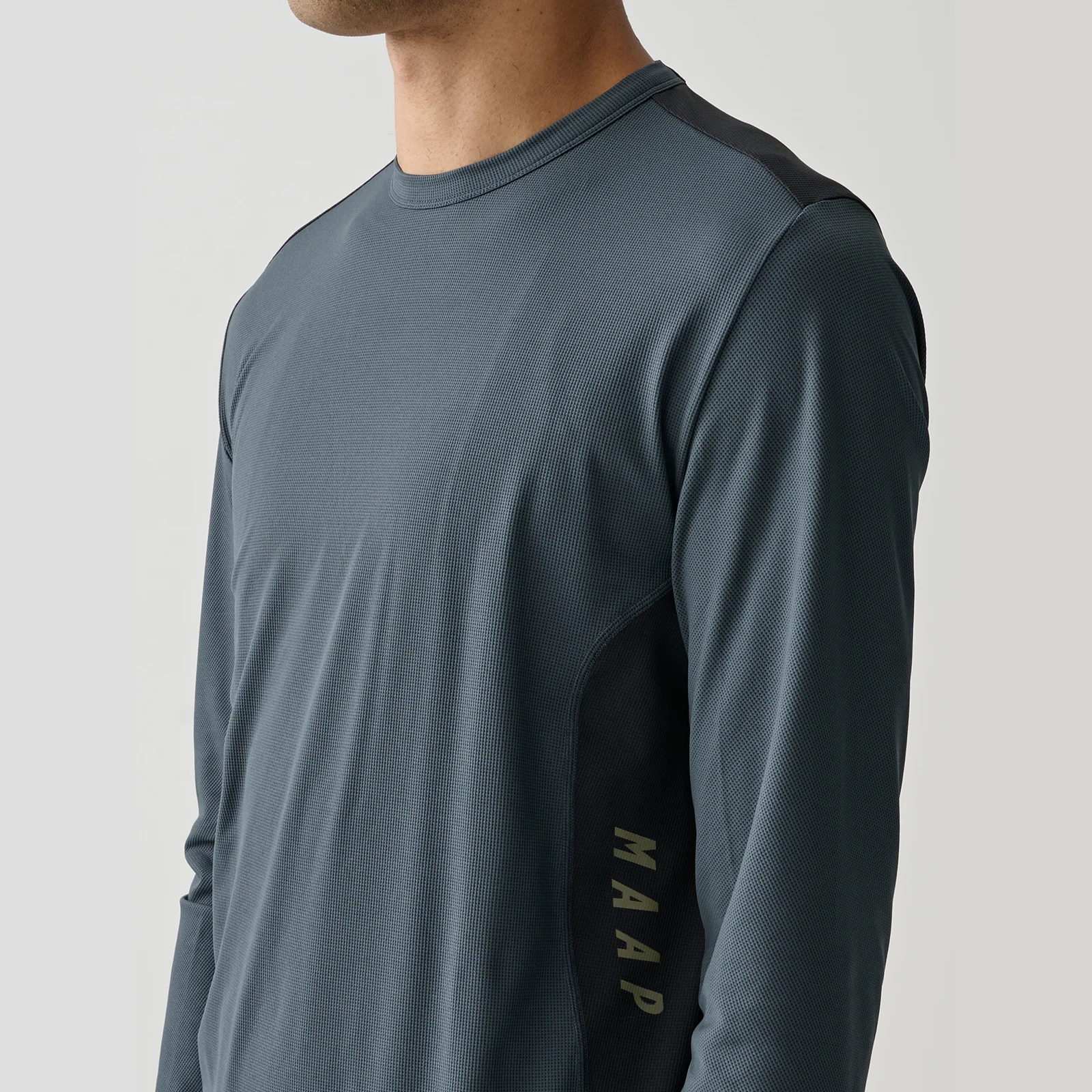Alt_road™ Tech Ls Tee