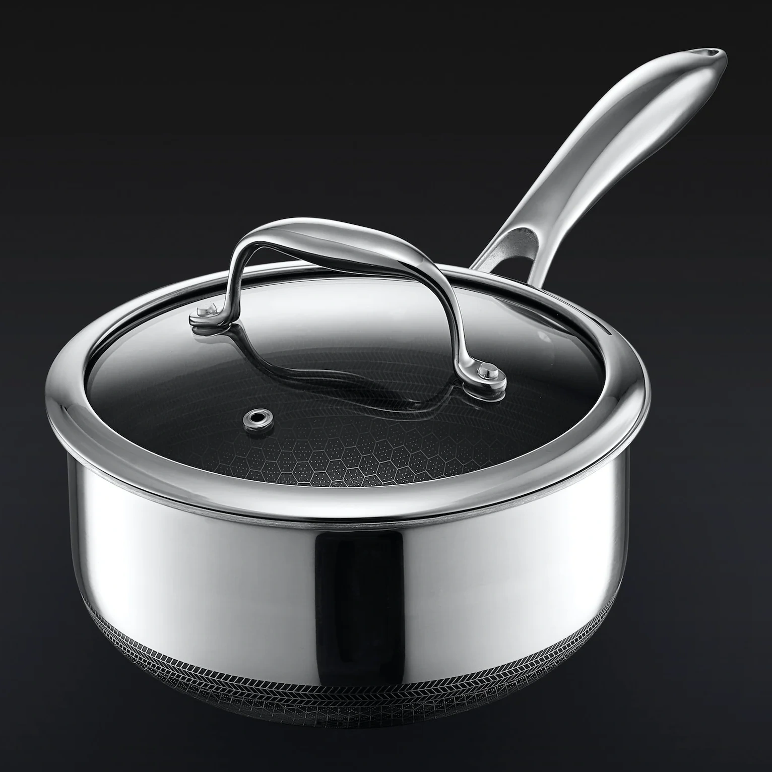 Hybrid Saucepan With Lid, 2-qt