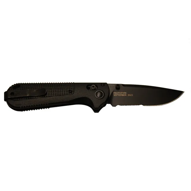 Benchmade Redoubt Black Grivory Drop-point Serrated 3.55" Prototype 2023
