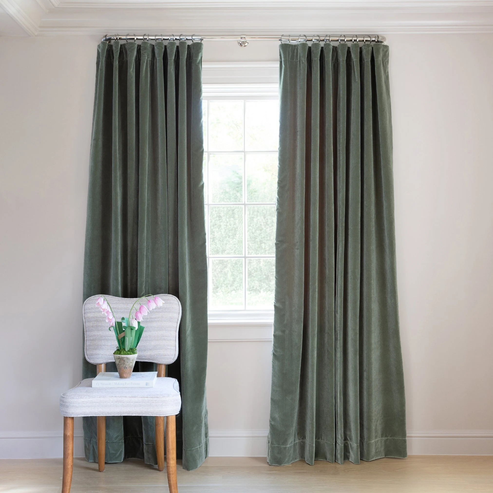 Fern Velvet Tailored Pleat - 100"/small/side: Luxe Trim