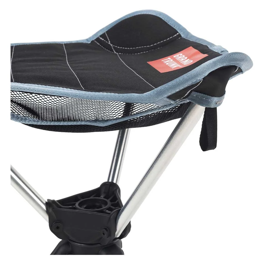 Compass 360° Stool
