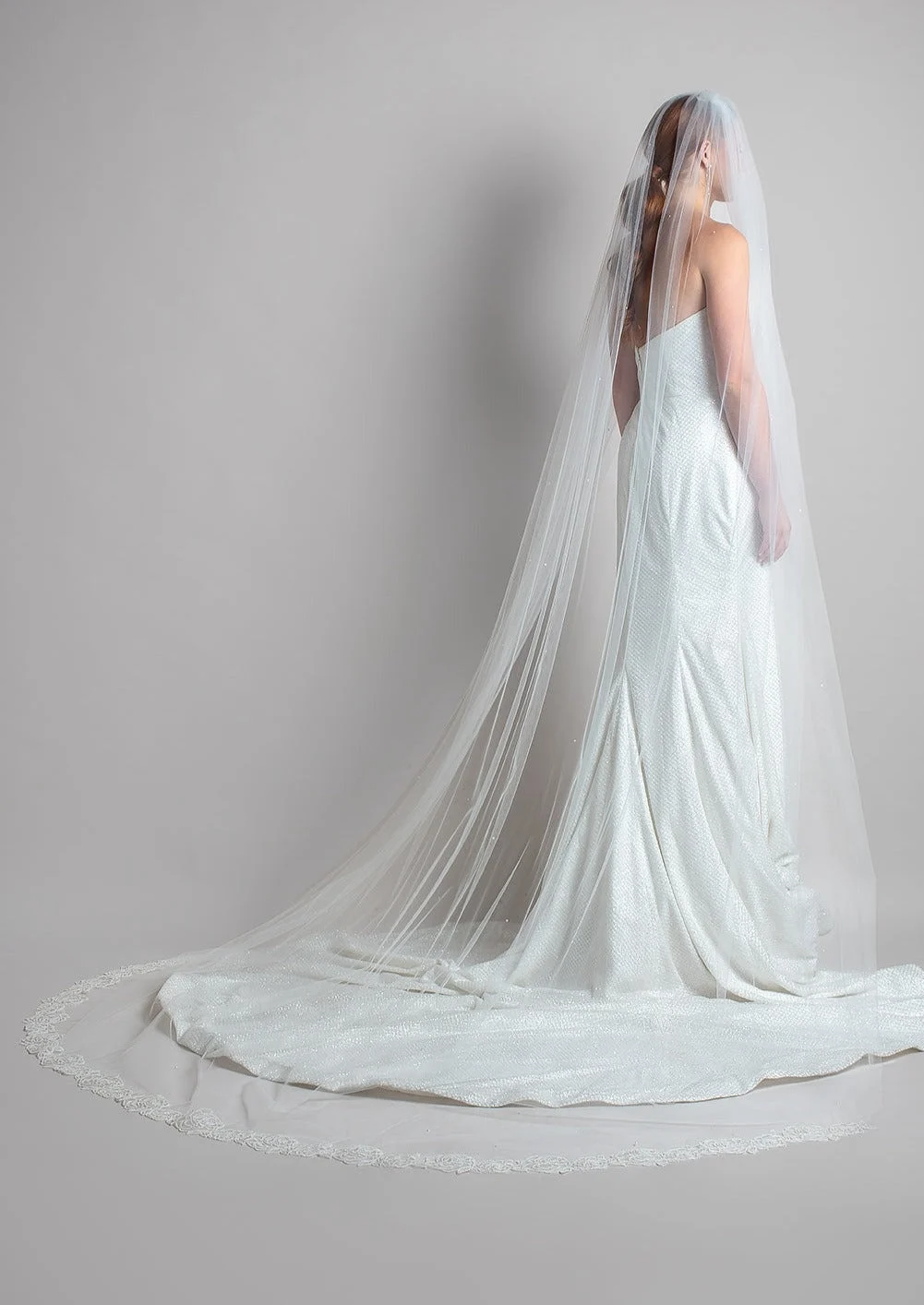 Magnolia Pearl And Floral Lace Cathedral Veil - Light Ivory