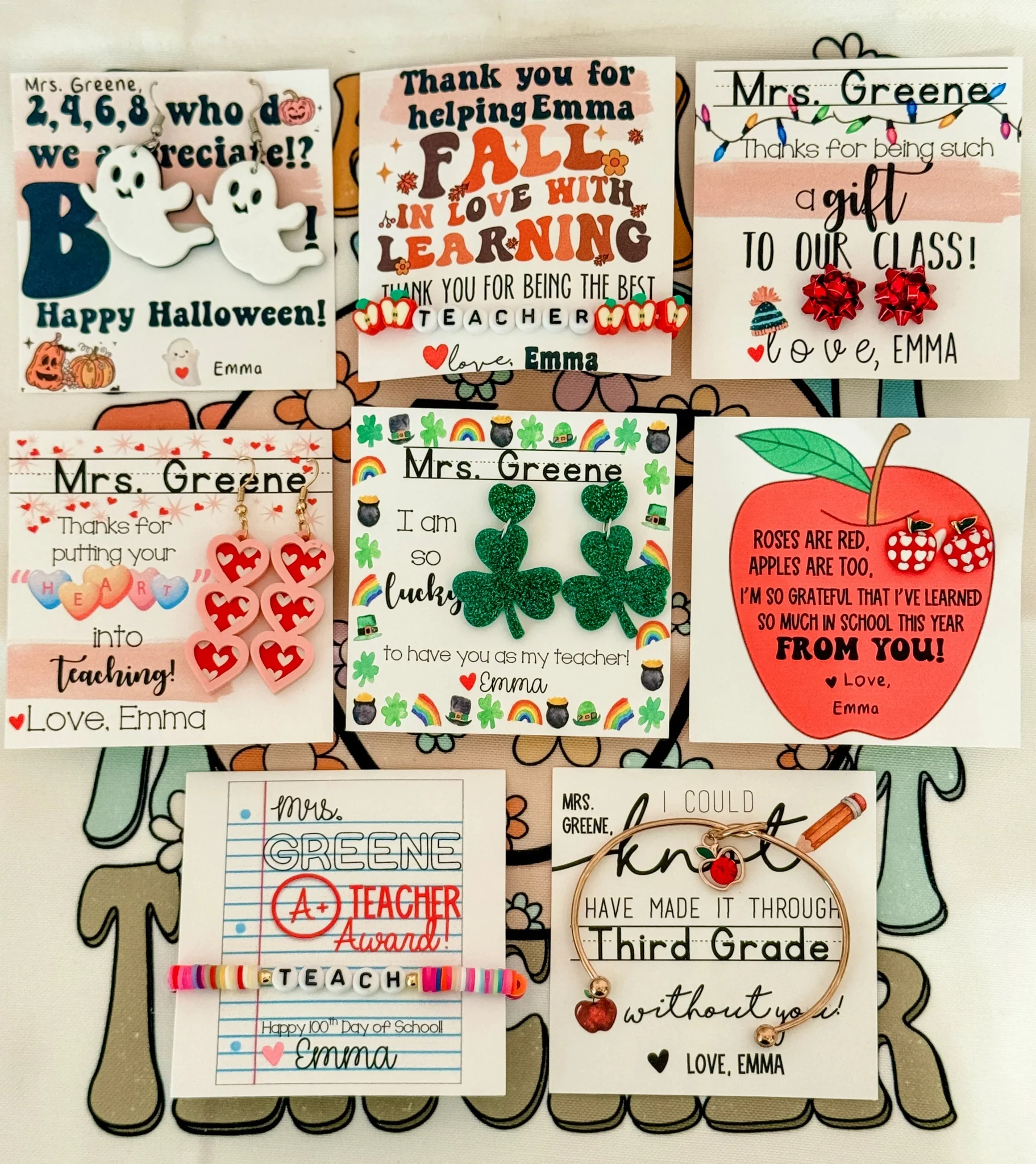 8 Pack Of Teacher Gifts! Order This Gift Set And Be Set For The Year! A Gift For Each Holiday & Occasion! - Gold