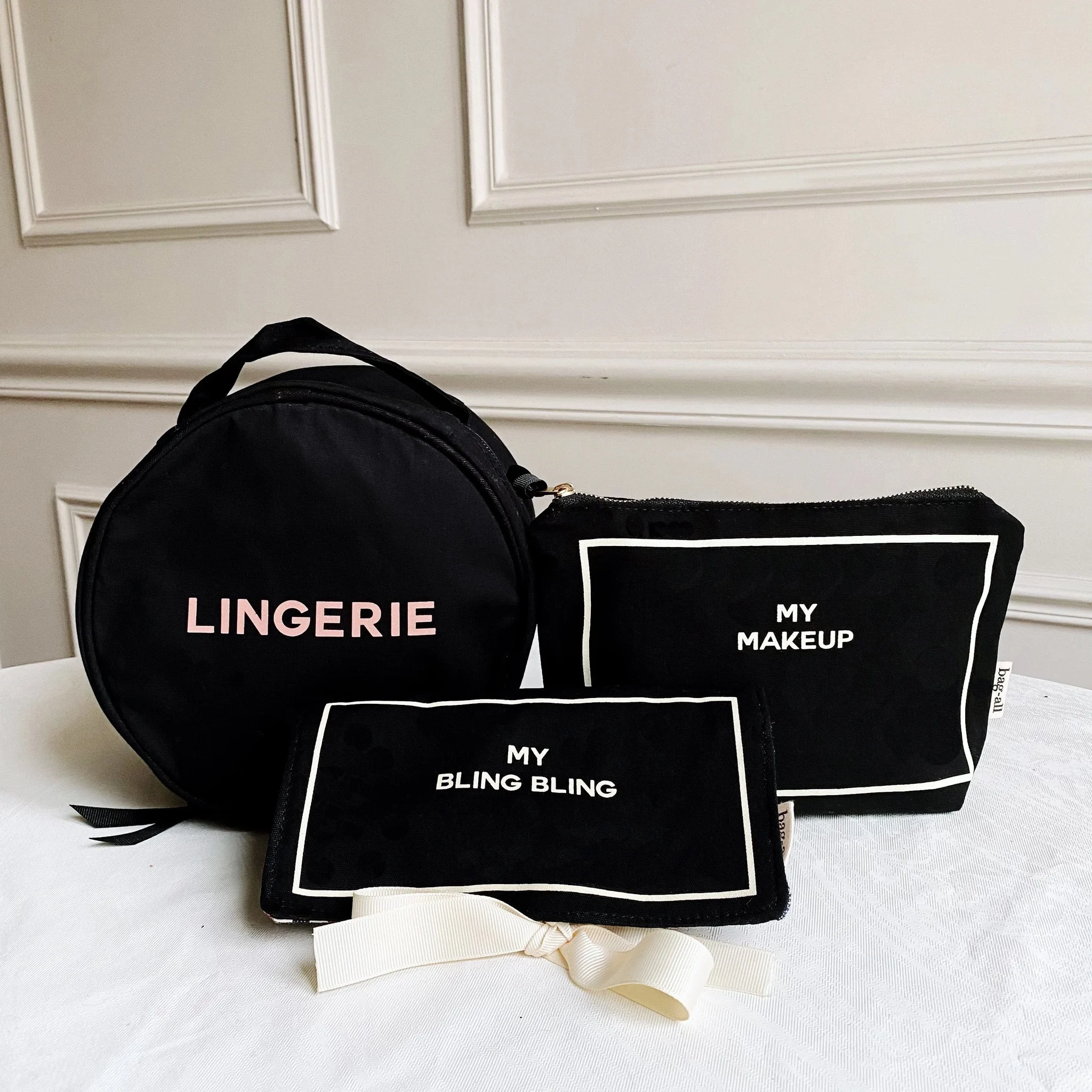 Deal Gift Set For Her, 3-pack, Black