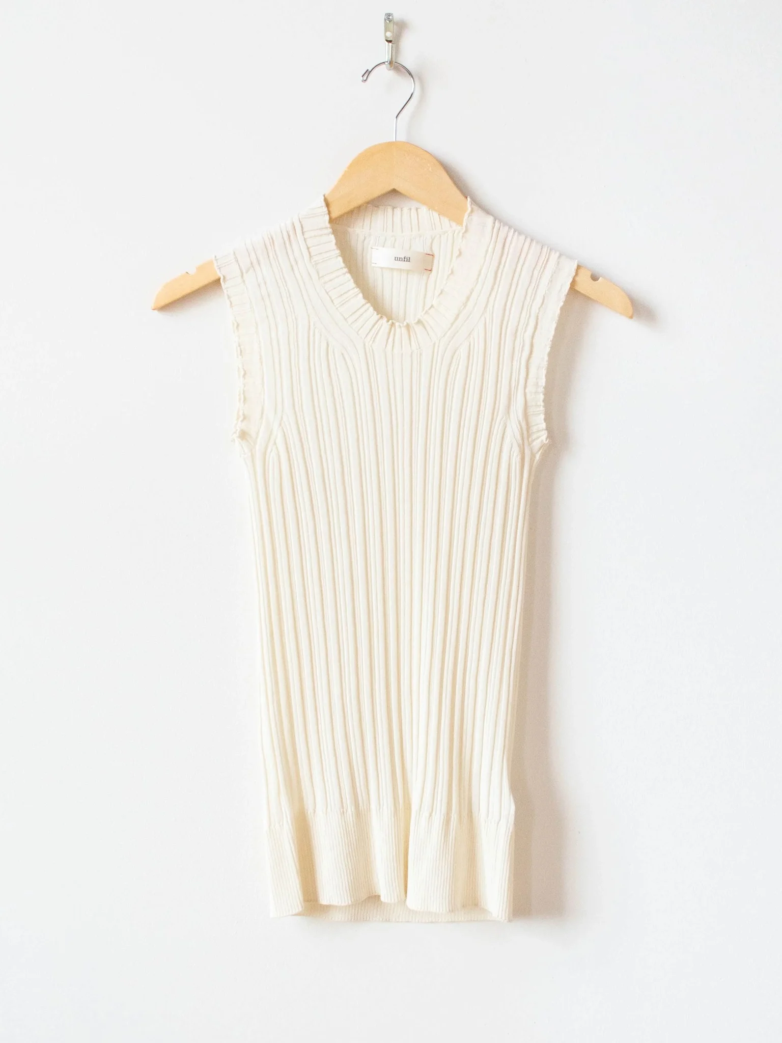 High Twist Cotton Ribbed Knit Sleeveless Top - Off White