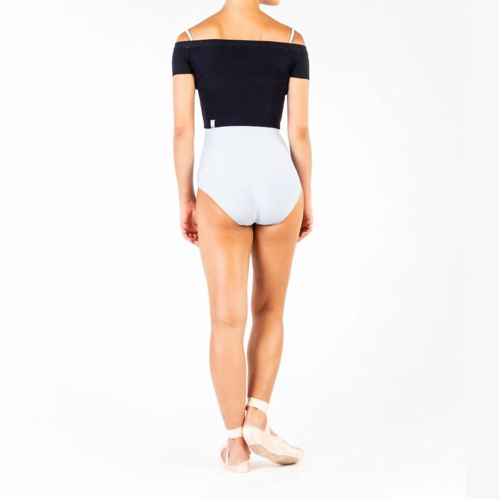 Capezio - Ribbed Knit Cropped Sweater - Xs