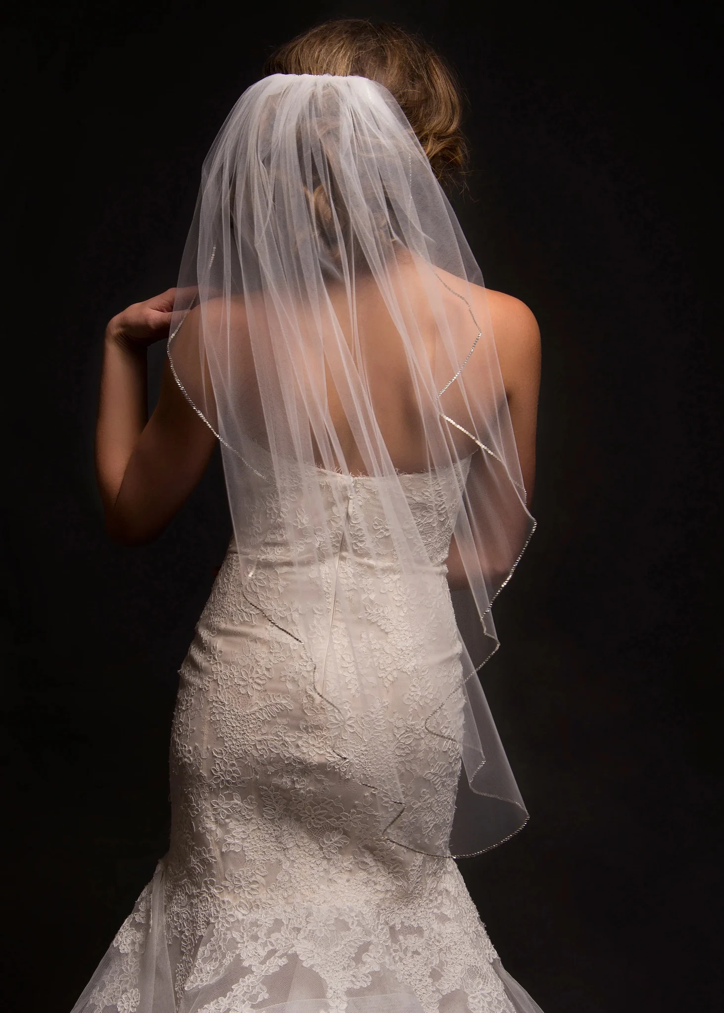 Drew Light Ivory Crystal Edge Fingertip Veil