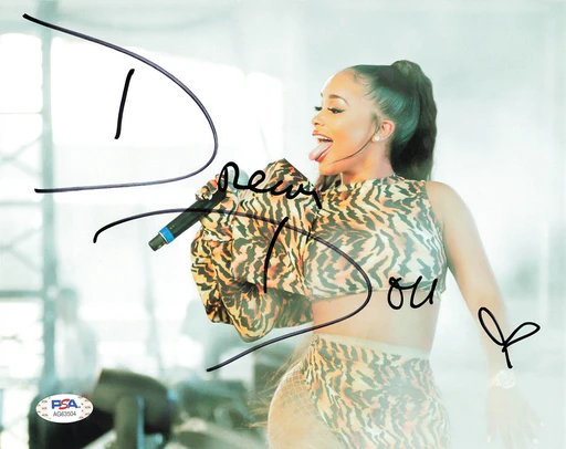 Dream Doll Signed 8x10 Photo Psa/dna Autographed
