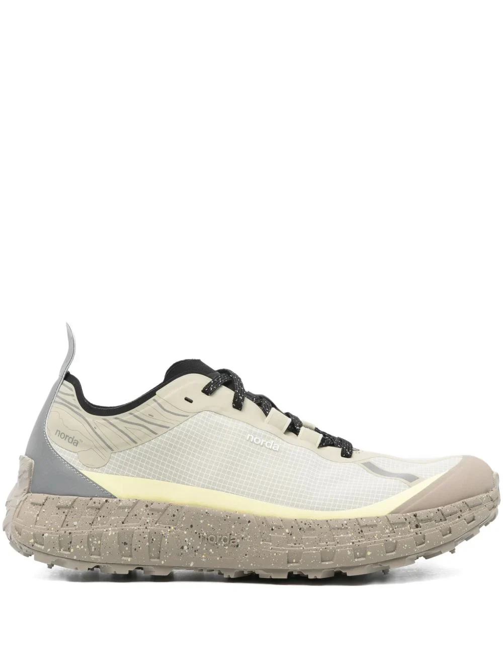 001 Sneakers