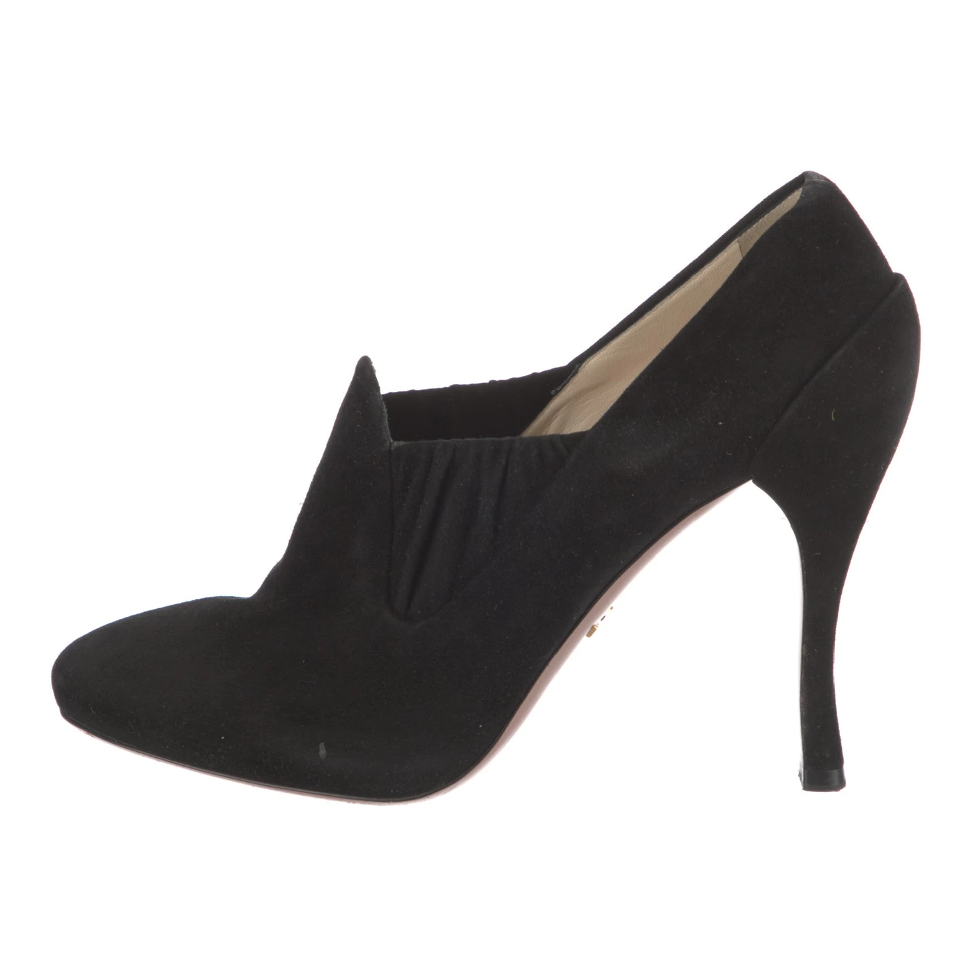 Suede Pumps