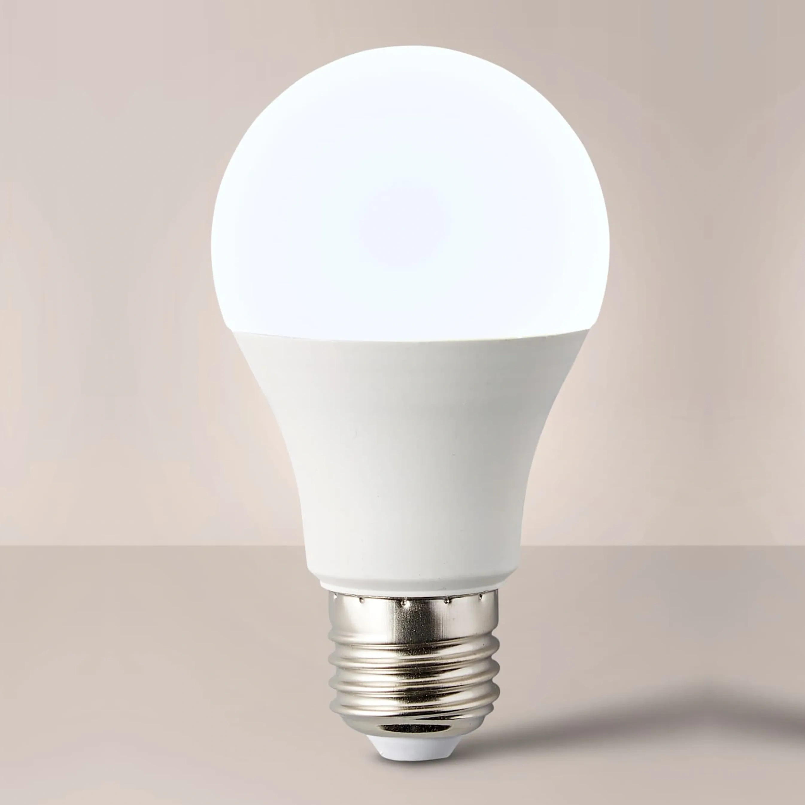 Valuelights E27 Pack Of 8 10w Standard Cool White Led Bulbs