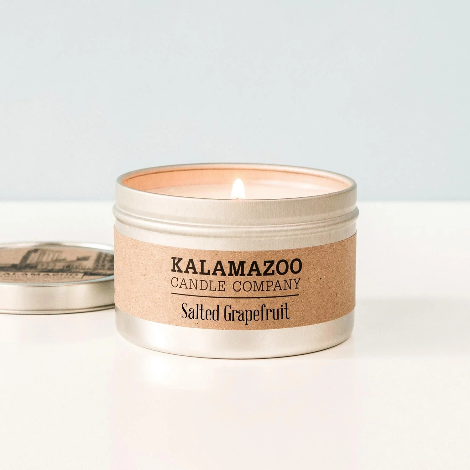 White Salted Grapefruit Scent Classic Candle 5 Oz