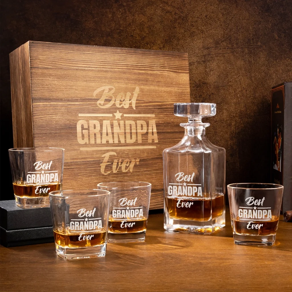 Decantador De Whisky Personalizado Best Families Ever Con Título Grabado Y Caja De Madera