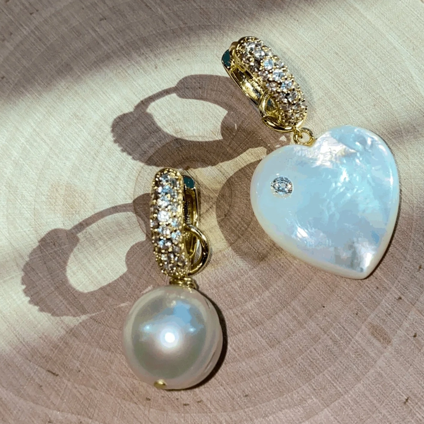 Love At First Sight Pearly Earrings — N O T T E