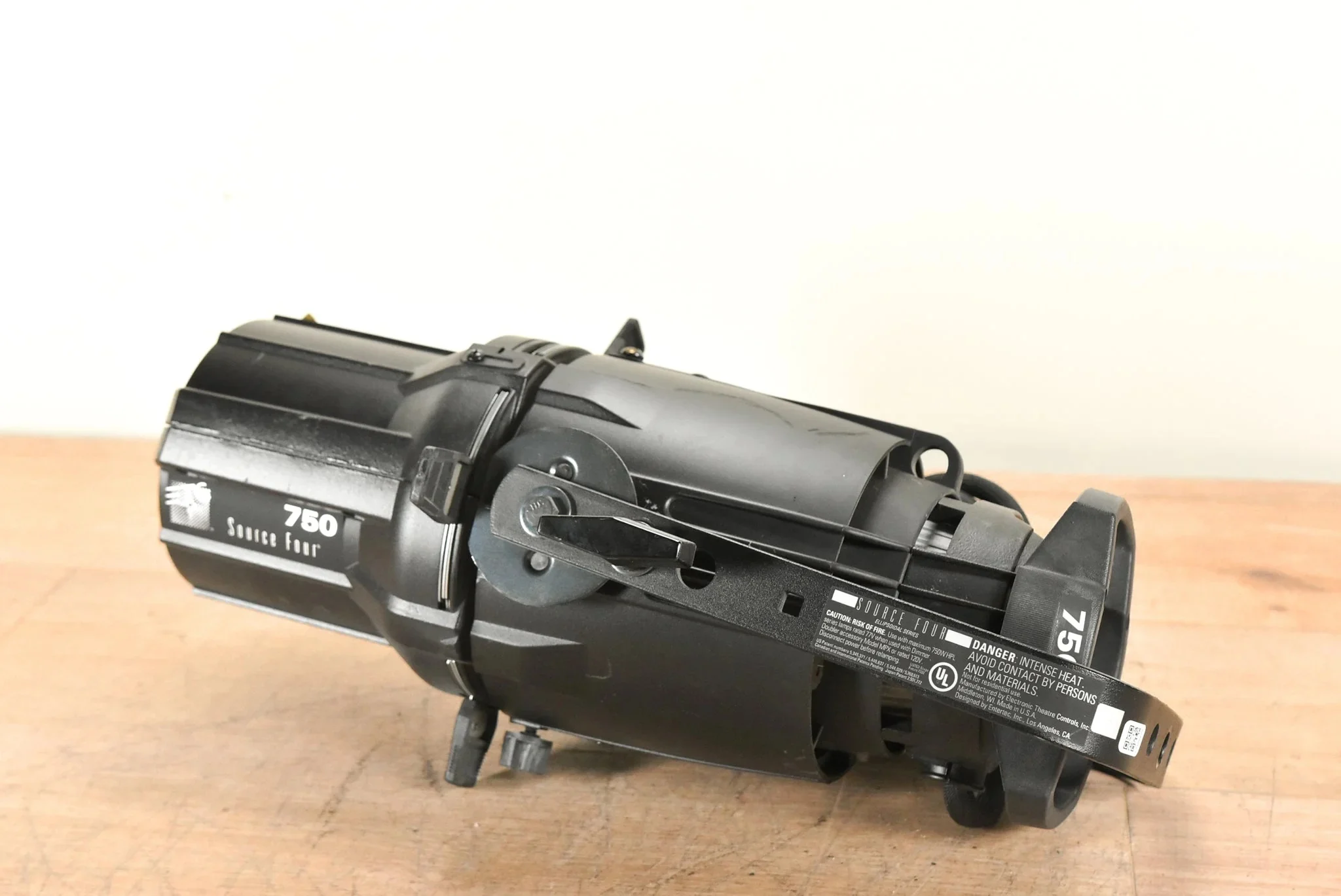 Etc Source Four 750 Ellipsoidal Light (no Lens Tube)