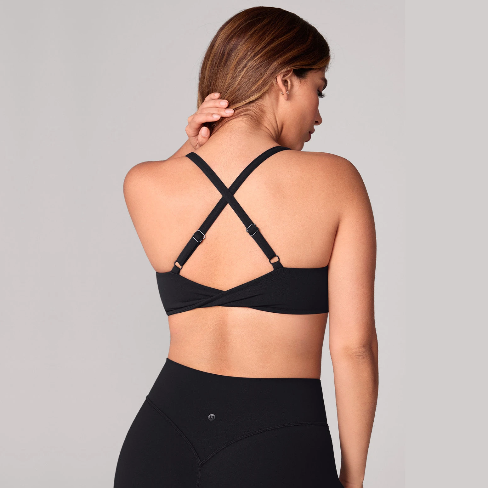 Hugcurve V Neck Twist Back Adjustable Sports Bra - Desert Sage/xxs