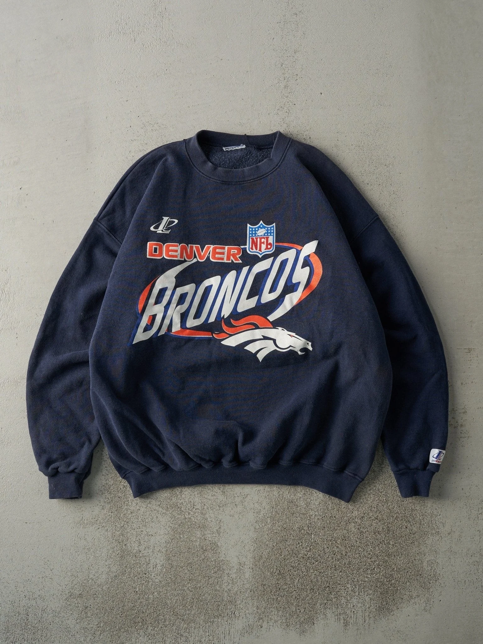 Vintage 90s Navy Blue Denver Broncos Logo Athletic Crewneck (l)