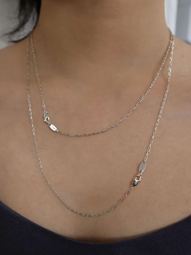 Basic F Chain Necklace