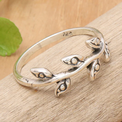 Classic Leaf-themed Sterling Silver Band Ring Made In Bali - Creeping Leaves