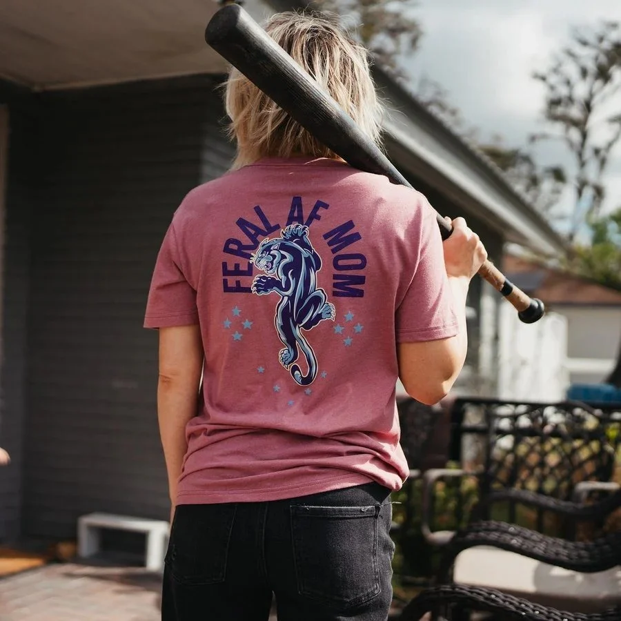 Women's Feral Af Mom Boyfriend Fit T-shirt - Heather Mauve