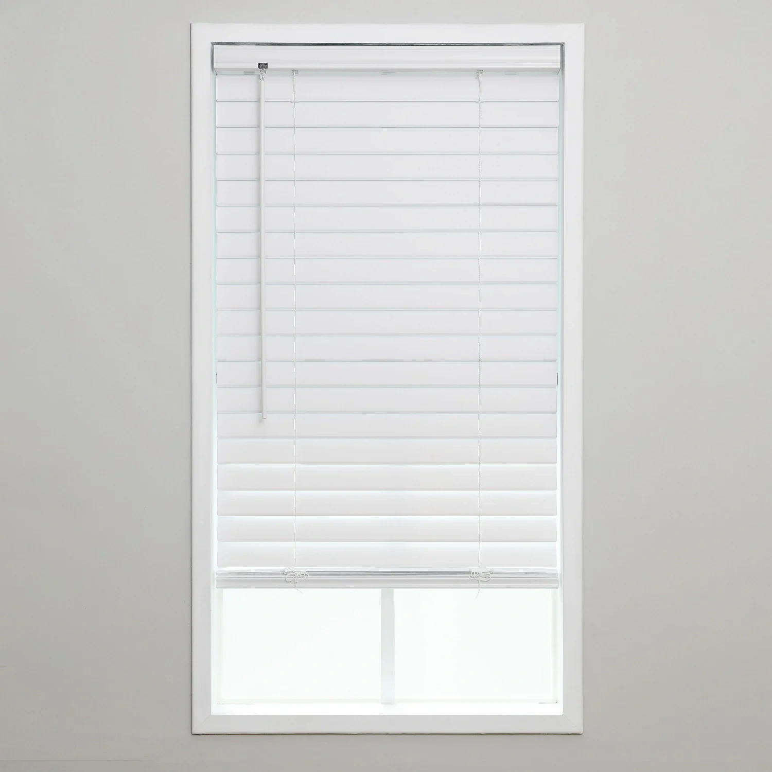 Eclipse 2-in Slat Width 32.5-in X 72-in Cordless White Vinyl Room Darkening Horizontal Blinds