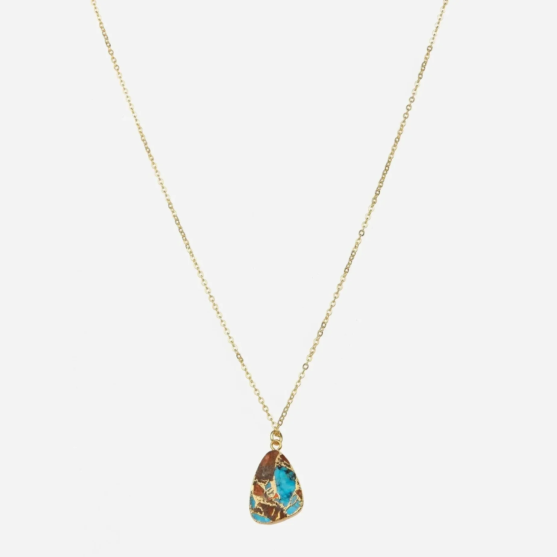 Mojave Triangle Stone Pendant Necklace - Crimson