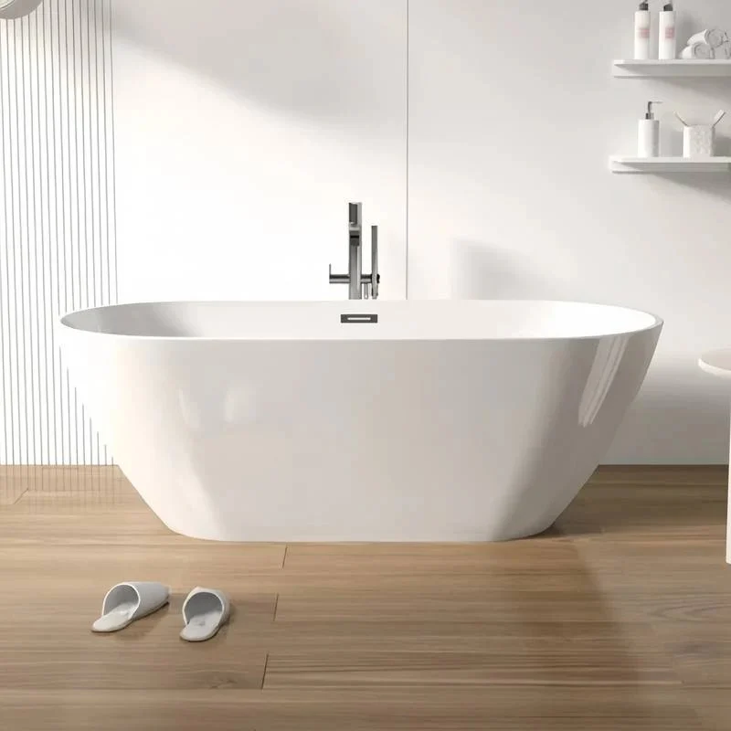 Relaxing Acrylic Soaking Tub With Easy Install Features