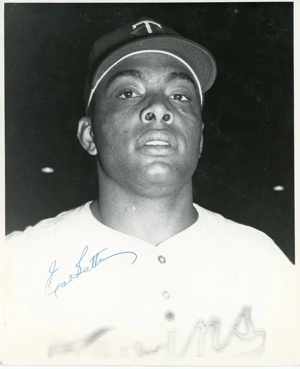 Earl Battey Autographed 8x10 Photo