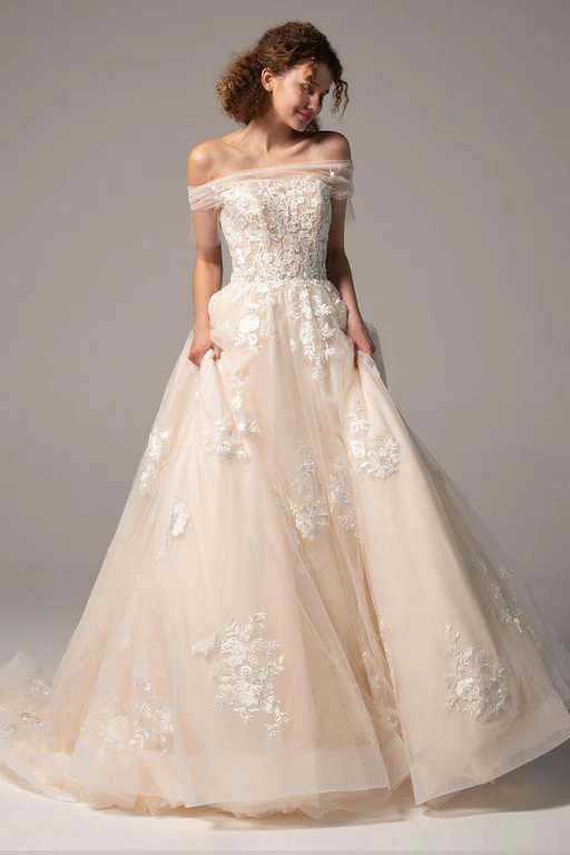 A-line Court Train Tulle Wedding Dress Cw2355 - Ivory/us16-uk18-eur46