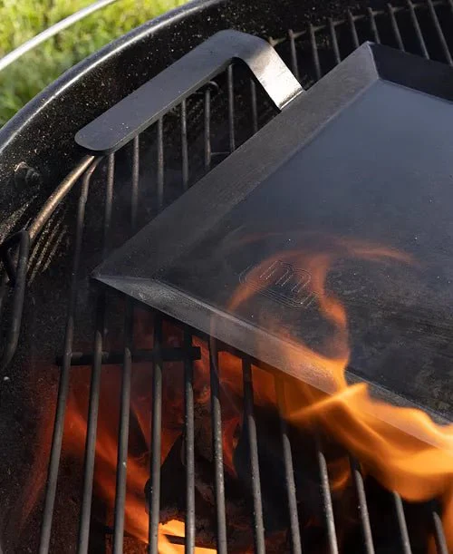 New Made In Seasoned Carbon Steel 11" Griddle (black)